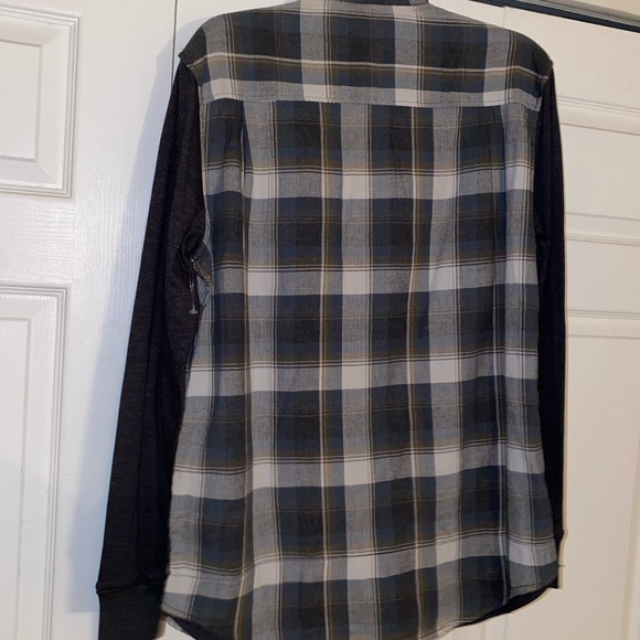 Flannel - Picture 3 of 3